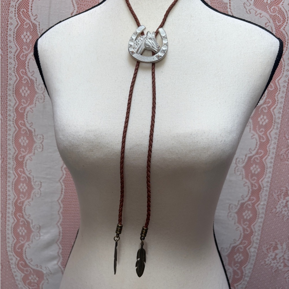 Handcrafted Horse Head Horseshoe Bolo Tie | Western - Picture 4 of 5